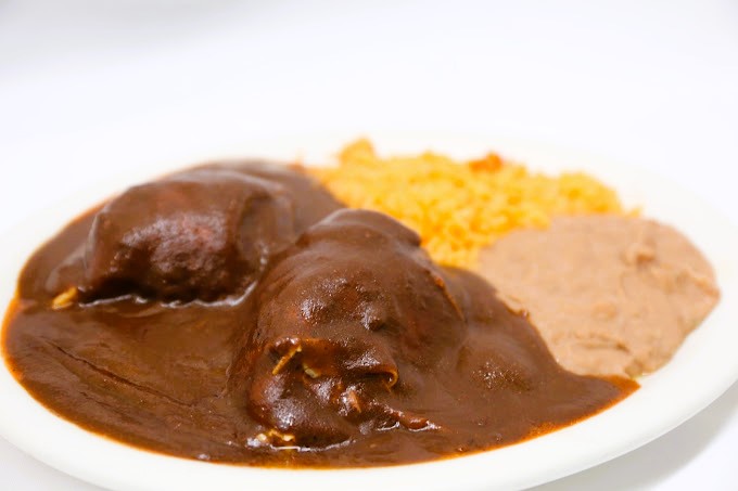 El Tapatio's Pollo en Mole